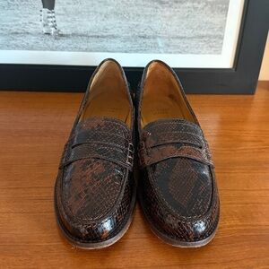 Sezane Andrea Brown Python Print Leather Loafers EU 38 / US 7 fits like 7.5